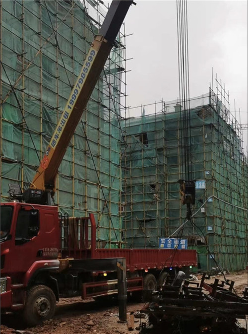 华阴市“慢工细活”—— 吊车的 “微动控制” 技术