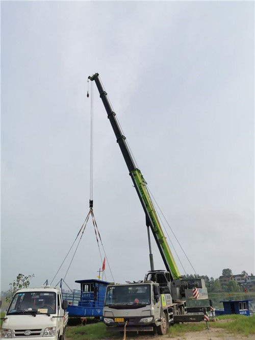 华阴市桥梁建设吊装案例